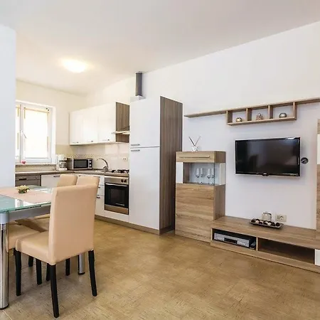 Martina Appartement Brseč