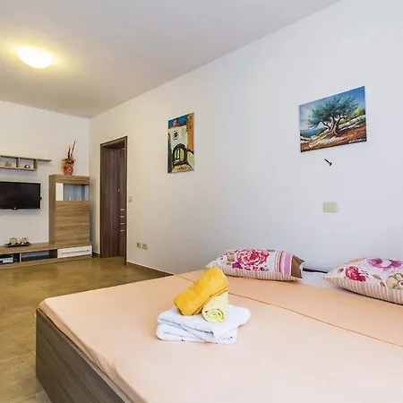 Martina Apartment *